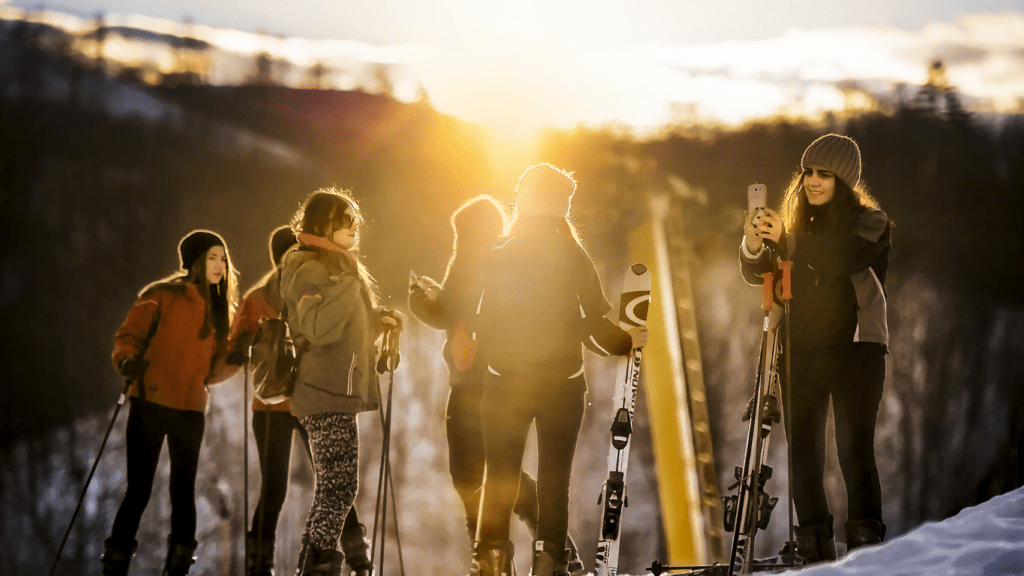 people enjoy their skiing