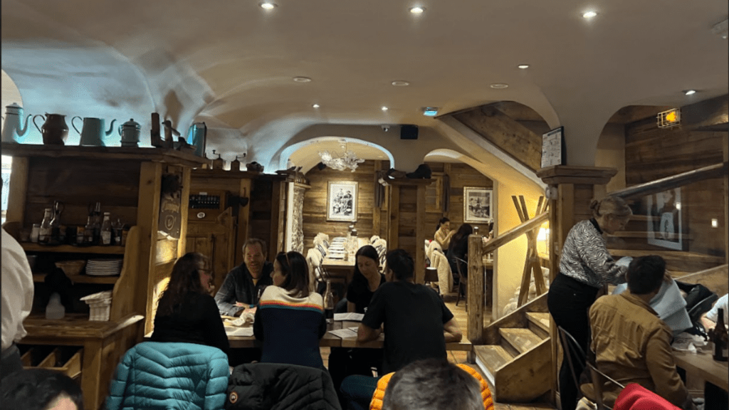 inside the le monchu restaurant