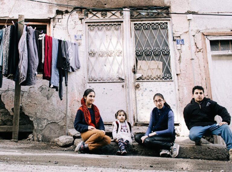 How Sandiro Qazalcat Life